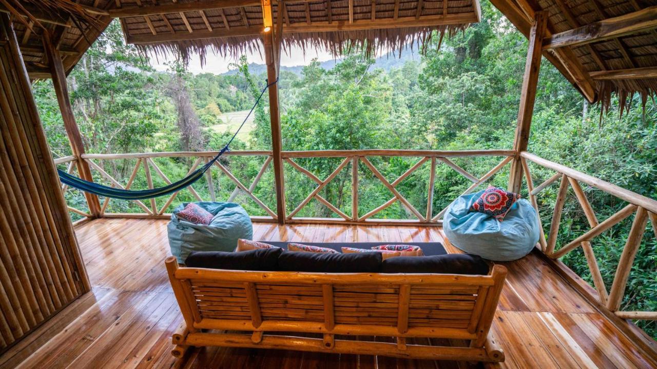 Barya Lang Villa- Native Villa With Jeepney Room El Nido Exterior photo