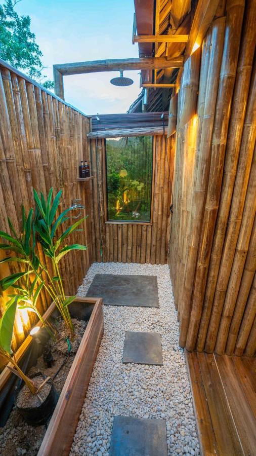 Barya Lang Villa- Native Villa With Jeepney Room El Nido Exterior photo