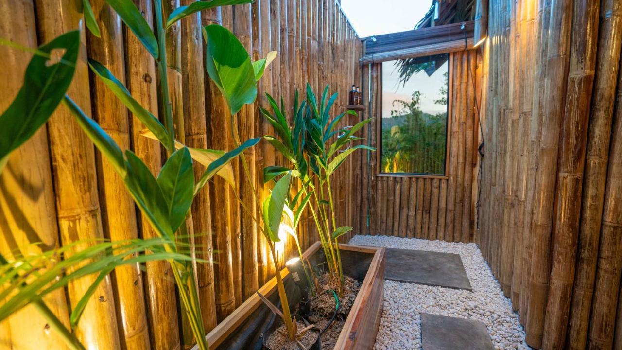 Barya Lang Villa- Native Villa With Jeepney Room El Nido Exterior photo